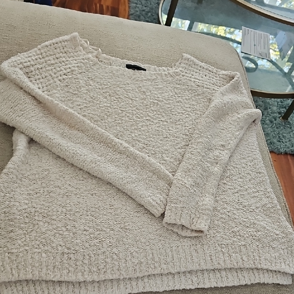 Topshop Textured Designs Cream Sweater Size 8 Medium